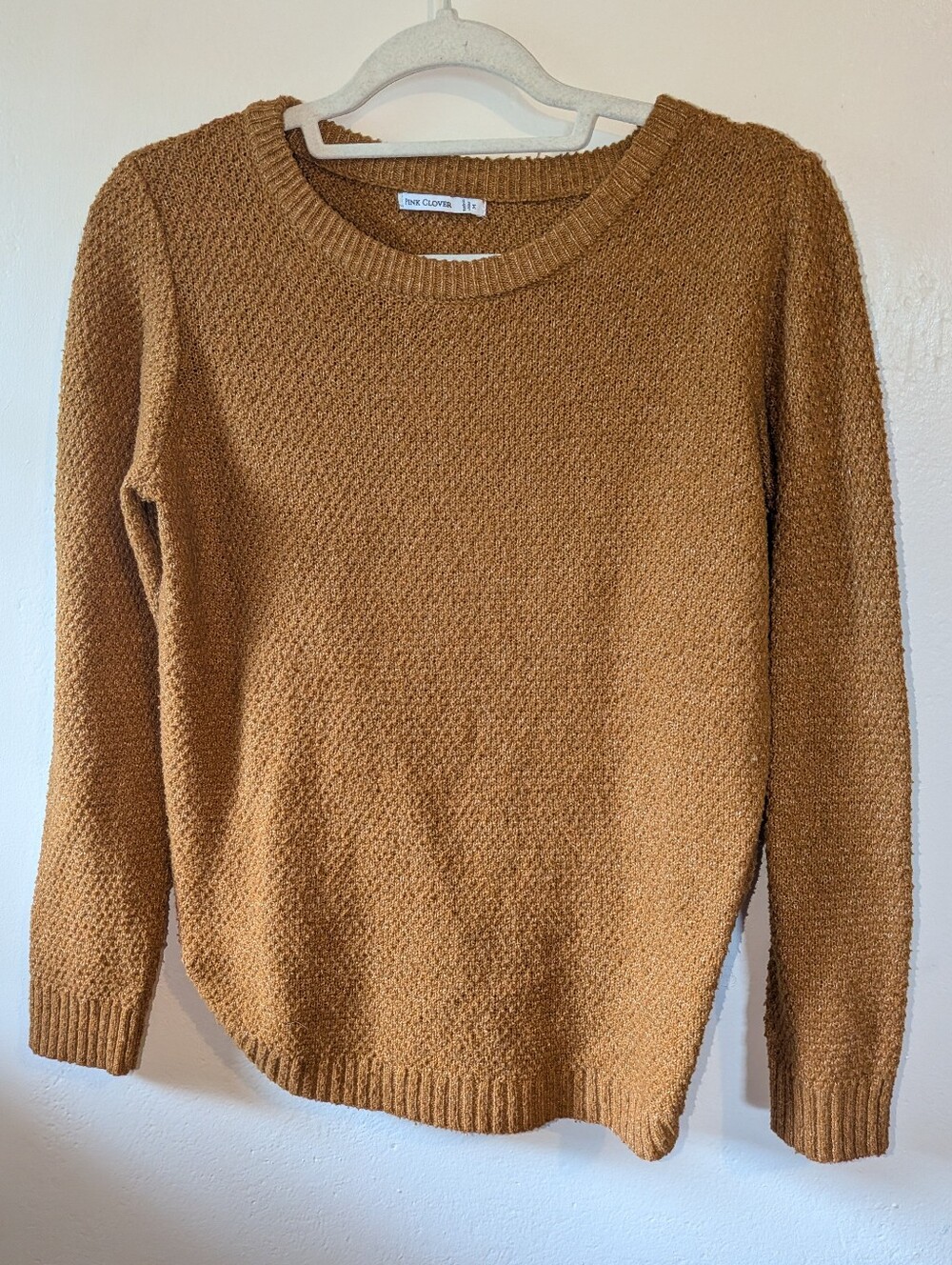 Pink Clover Women's Crewneck Sweater in Camel Size M